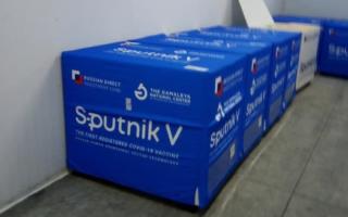 Ўзбекистонга «Спутник V» вакцинасининг 90 минг дозалик компонентлари олиб келинди