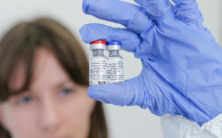 Дунёда коронавирусга қарши 5,5 миллиард доза вакцина қўлланилди