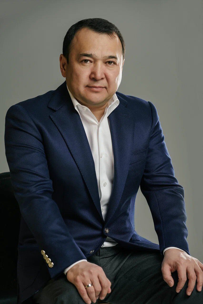 Сакен полатов. Сакен полатов. Сакен ташкент. Асраев пулат. Сакен пулатов ташкент.