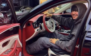 Ҳамдам Собиров $360 минг эвазига Bentley русумидаги автомобиль харид қилди
