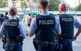 Германияда 400 нафар полициячи экстремизмга алоқадорликда гумон қилинмоқда