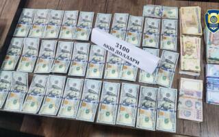 Андижонда ноқонуний валюта сотаётган шахс ушланди