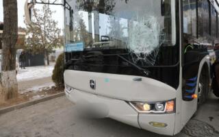 Самарқандда автобус ҳайдовчиси пиёдани уриб юборди