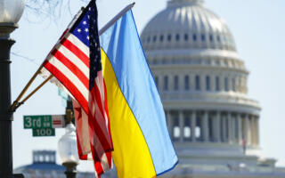 АҚШ Украина фуқароларидан миграция аризаларини қабул қилишни тўхтатди