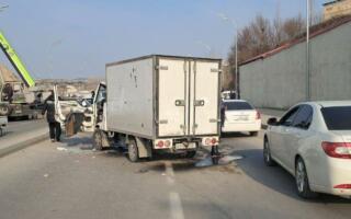 Самарқандда содир бўлган ЙТҲ оқибатида икки киши жароҳатланди