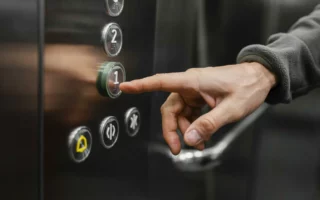 Ўзбекистонда 2 мингдан ортиқ лифт янгиланади