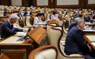 Ўзбекистонда айрим импорт товарларига нисбатан икки карра бож бекор қилинади