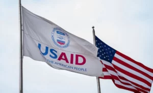 АҚШ USAID дастурларини расман тўхтатди