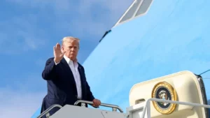 Трамп Россияга Украина билан урушни якунлаш учун 10 кун муҳлат берди