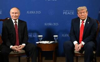 «Афсуски, ҳали келишув йўқ». Путин ва Трамп Аляскада музокаралар ўтказди
