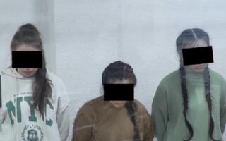 Террористик ташкилотларга тегишли материалларни тарқатган бир гуруҳ ёшлар ушланди