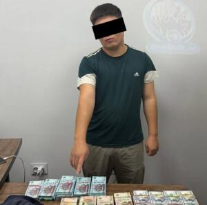 Қўқонда қалбаки 120 минг АҚШ долларини муомалага киритмоқчи бўлган шахс ушланди