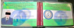 Сурхондарёда ҳакамлик судининг кадрлар бошлиғи $1 минг пора билан ушланди