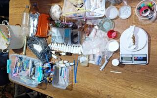 Андижонда яшаш хонадонида нарколаборатория аниқланди