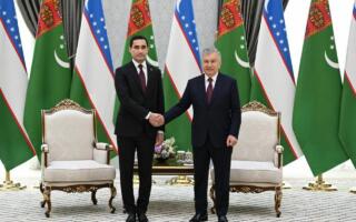 Шавкат Мирзиёев Туркманистон президенти билан музокаралар ўтказди