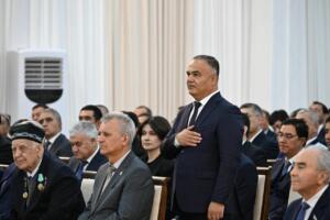 Адиз Бобоев Самарқанд вилояти ҳокими этиб тасдиқланди