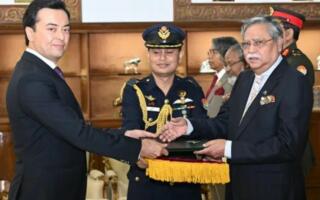 Сардор Рустамбаев Ўзбекистоннинг Бангладешдаги янги элчиси бўлди