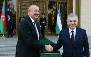 Шавкат Мирзиёев Озарбайжон президенти билан телефон мулоқоти ўказди