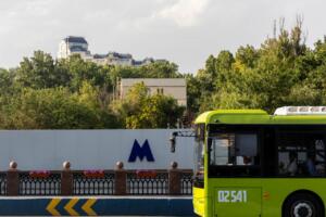 Янги йил байрами куни Тошкентда метро ва автобуслар соат 01:00 гача ишлайди