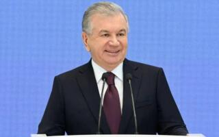 Шавкат Мирзиёев Ўзбекистон фуқароларини Конституция куни билан табриклади