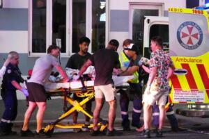 Сидней пляжидаги отишма қурбонлари сони 16 кишига етди