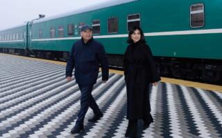 Саида Мирзиёева янги темир йўл орқали Ургутга ташриф буюрди