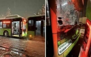 Тошкентда ҳайдовчи икки автобус орасида қисилиб қолиб, ҳалок бўлди