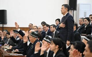 Эркинжон Турдимов Сирдарё вилояти ҳокими лавозимига тасдиқланди