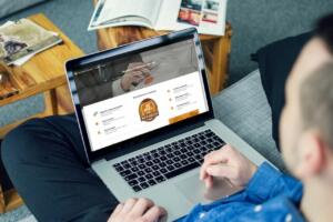 Ўзбекистонда нотариал ҳаракатларни видеоконференцалоқа режими орқали амалга ошириш тартиби белгиланди