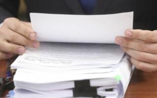 Ўзбекистонда маҳаллий ҳокимликлар томонидан 380 дан ортиқ ҳужжат асоссиз яширилгани аниқланди