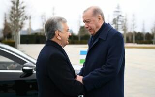 Туркияда Шавкат Мирзиёевни расмий кутиб олиш маросими бўлиб ўтди