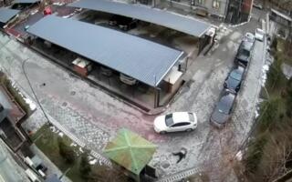 Юнусободда Captiva ҳайдовчиси бир эркакни машинaда судраб кетди