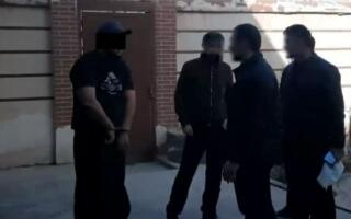 Сурхондарёда хорижлик фуқарони тутқунликда ушлаб, қийноқларга солган эркак ушланди