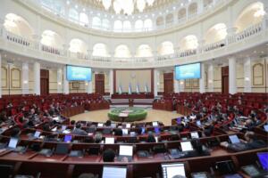 Энди интернетда сўкиниш, шилқимлик ва тартибни бузувчи ҳаракатлар тарғиби учун жавобгарлик белгиланиши мумкин