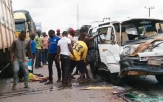 Нигерияда даҳшатли ЙТҲ оқибатида 30 нафар одам ҳалок бўлди