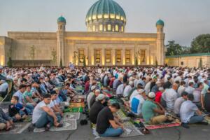 Эртадан Ўзбекистон бўйлаб 2 мингдан ортиқ масжидларда Таровеҳ намозлари ўқилади