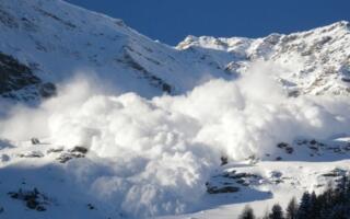 Ўзбекистон фуқаролари қор кўчиш хавфидан огоҳлантирилди