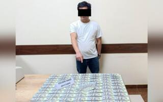 Қибрай тумани ҳокимининг ёрдамчиси $10 минг пора билан ушланди