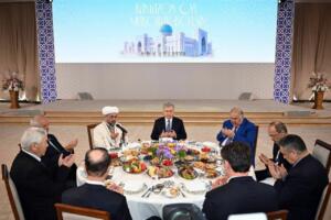 Шавкат Мирзиёев Ислом цивилизацияси марказининг очилишида иштирок этди