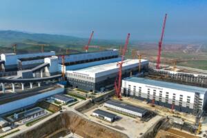 Шавкат Мирзиёев Олмалиқдаги янги мис бойитиш фабрикасининг биринчи навбатини ишга туширди