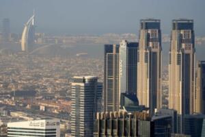 Дубайда авиақатновлар бекор қилингани туфайли меҳмонхоналарга сайёҳларнинг яшаш муддатини узайтириш топширилди