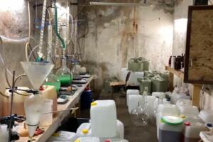 Ўзбекистонда сўнги 2 ой ичида 8 та нарколаборатория фош бўлди