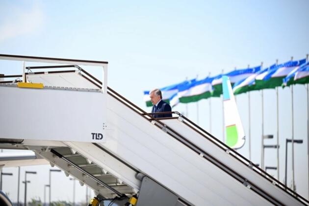 Шавкат Мирзиёев Бухорога жўнаб кетди