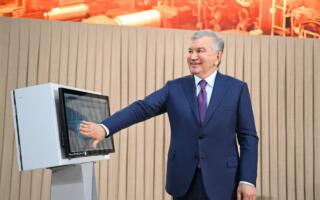 Шавкат Мирзиёев Бекобод шаҳридаги металлургия комбинатининг Қуюв-прокатлаш мажмуаси фаолиятига старт берди