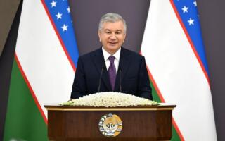 Шавкат Мирзиёев Тошкент  — Самарқанд янги автомобиль йўли қурилишига старт берди