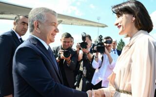 Шавкат Мирзиёев Грузияга етиб келди