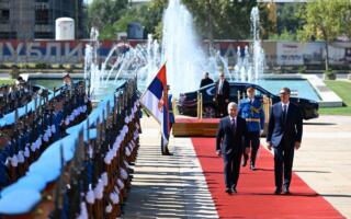 Сербия президенти Шавкат Мирзиёевни расмий равишда кутиб олди