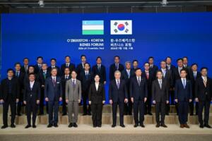 Шавкат Мирзиёев Корея бизнес форумида иштирок этди