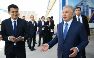 Шавкат Мирзиёев Қорақалпоғистондаги парранда корхонаси фаолияти билан танишди