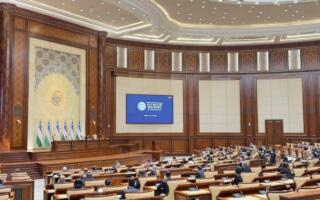 Сенат педофиллар учун умрбод қамоқ жазосини назарда тутувчи қонунни маъқуллади
